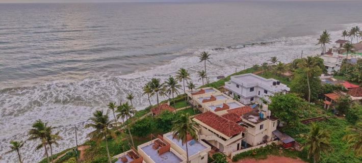 Solaris Varkala Beach View Resort by Voye Homes Ξενοδοχεία στην πόλη Varkala