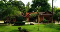 Alongkot Beach Resort Khanom - 2-Star