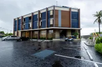 Curva Beach Hotel - ที่มีที่จอดรถ