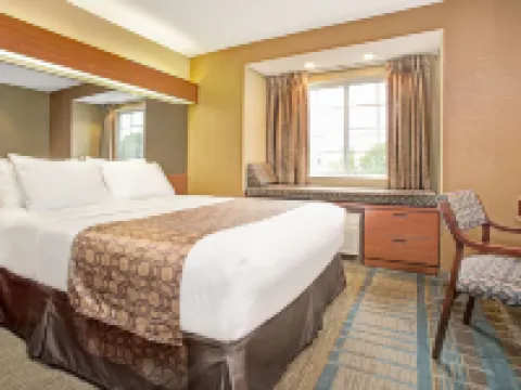 Microtel Inn & Suites by Wyndham Mason/Kings Island Hotels in Mason