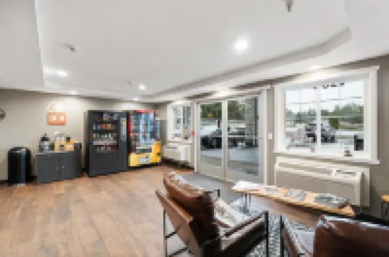 Basecamp Puyallup a Travelodge by Wyndham