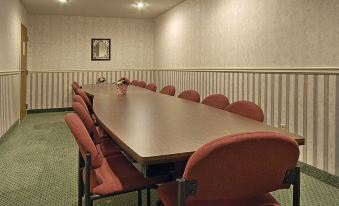 Super 8 by Wyndham Canandaigua