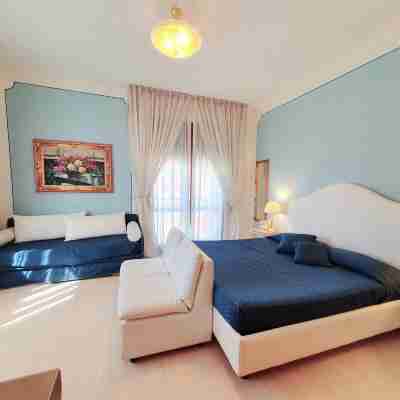 Hotel Continentale Rooms