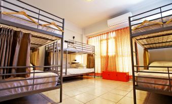 Navel Orange Hostel