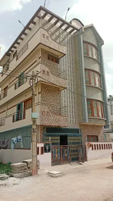 Mayur Shines Hotels near Masjid Abu Ubaida