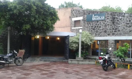 Hotel Kailas