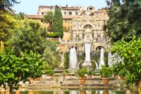 Hotel Tivoli Hotels near فيلا ديستي