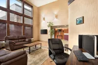 Super 8 by Wyndham Wausau