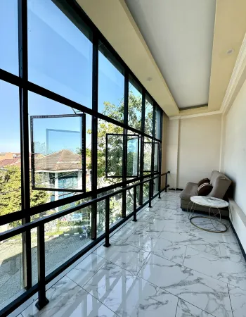 Infesta Boutique Hotel Juanda Отели в г. Sedati