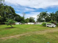 E&C Tourist Inn - Holiday Apartments