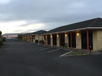 Kiwi Court Motel - Parkplatz