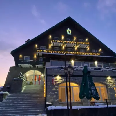 Vila Ursul Negru Отели рядом с достопримечательностью «Bear Lake»