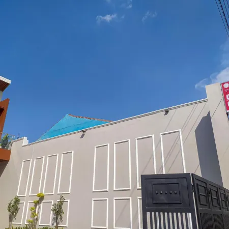 RedDoorz Syariah Near Alun Alun Tegal 2