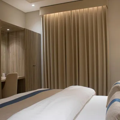 Palm Gate Hotel Suites Hotels near Tahlia Street