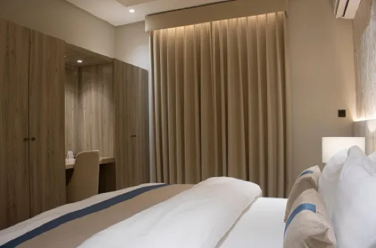 Palm Gate Hotel Suites