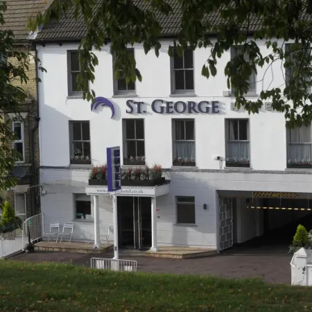 St George Hotel Rochester-Chatham Отели рядом с достопримечательностью «Стадион «Пристфилд»»
