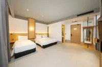 Ando Hotel Batam - ที่มีที่จอดรถ