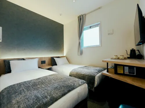 R Hotel Kansai Airport - 2-Star