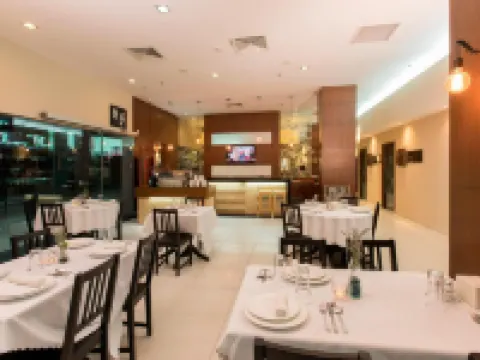 Swiss Hotel Apartment โรงแรมในกัวลาเบไลต์