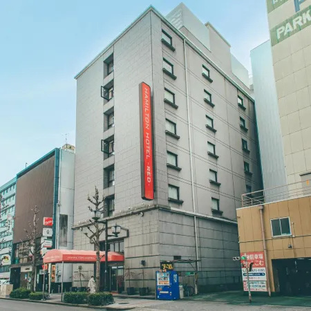 Hamilton Hotel –Red-