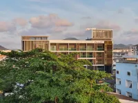 Good Dream Premier Hotels near Four Face Buddha