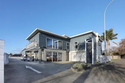 City Corporate Motor Inn Hotel di West End