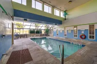 Monte Carlo Inn Barrie - Newly Renovated - Pools