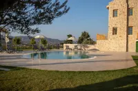Zeyt Inn Hotel - Pools