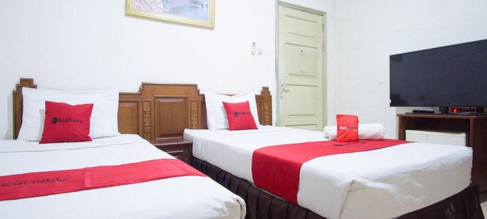 RedDoorz near Pantai Falajawa Kota Ternate Hôtels à&nbsp;: Ternate