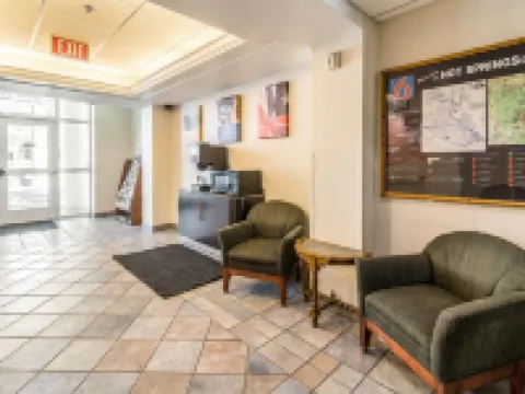 伊克諾旅館 温泉村酒店