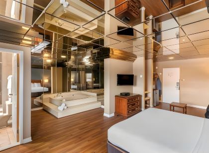 : Econo lodge Hotel Brossard