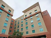 クラウンプラザ ヒューストン ギャレリア エリア by IHG カーバック・ブルーイング周辺のホテル