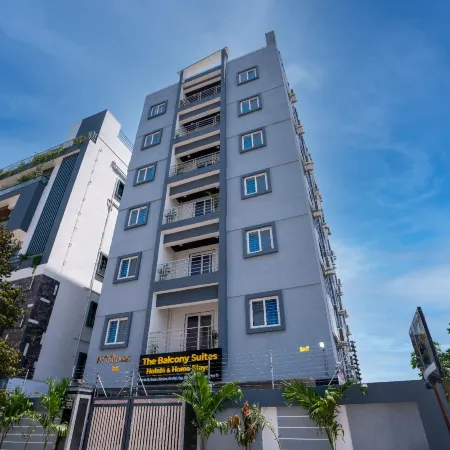 The Balcony Suites Отели рядом с достопримечательностью «Оушен Парк»