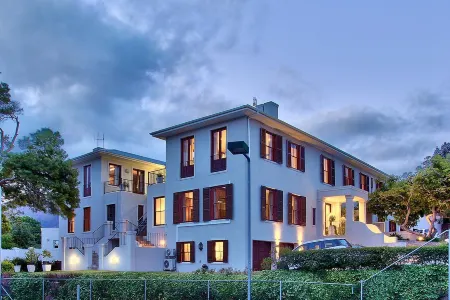 Nova Constantia Boutique Residence