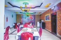 Eterno Hotels Limited - parking