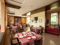 Flag House Resort