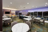 La Quinta Inn & Suites by Wyndham DeSoto Các khách sạn ở Carrollton