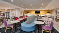 Home2 Suites by Hilton Traverse City Hotels in Garfield Township