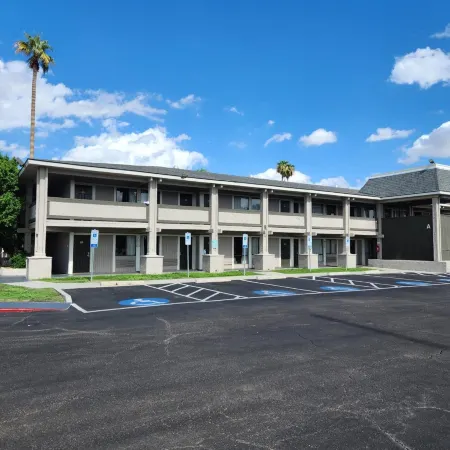Travelodge by Wyndham Phoenix North