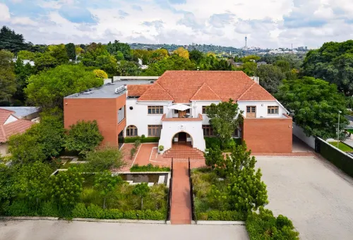 Sanctuary Mandela - 4 звезды