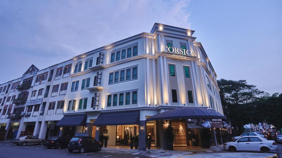 Corsica Hotel