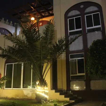 Corniche Palace Hotel