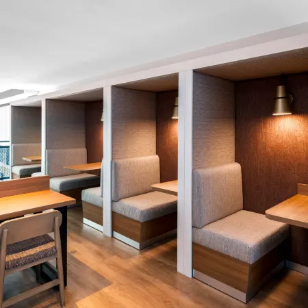 Atwell Suites HENDERSON - AT THE PASS by IHG Отели рядом с достопримечательностью «Амфитеатр Хендерсона»
