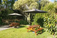Kapiti Gateway Motel - Pools