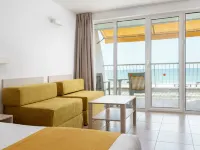 AluaSun Helios Beach 奧布佐爾住宿飯店