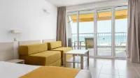 AluaSun Helios Beach