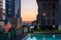 The Westin San Diego Bayview - Rooftop Pools