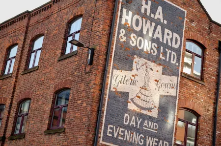 The Reach at Piccadilly, Manchester, a Tribute Portfolio Hotel Отели рядом с достопримечательностью «Колледж Коннелл Сикст Форм»