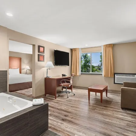 Comfort Inn & Suites Beaverton - Portland West