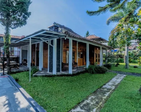Villa Kayu Ciwidey Hoteles en Ciwidey
